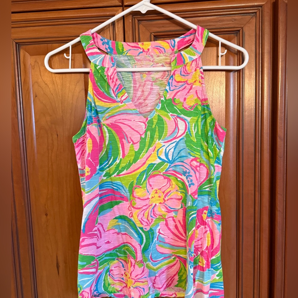 Guc Lilly Pulitzer tank top